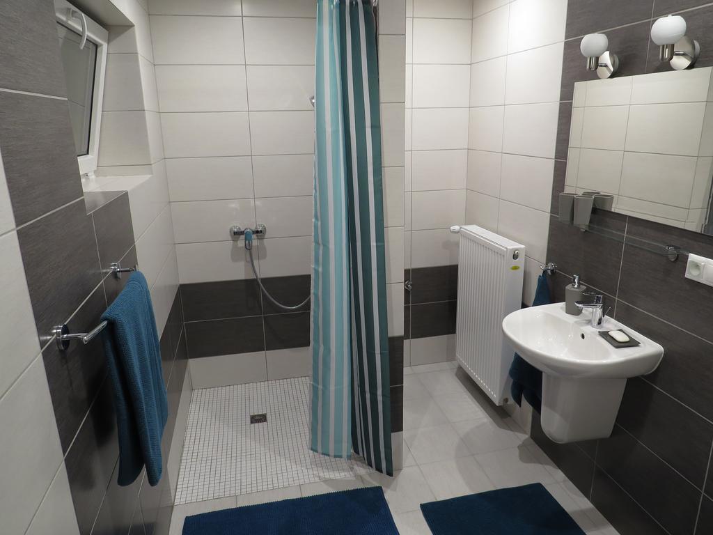 Apartman Route 18 Liptovsky Mikulas Exterior photo